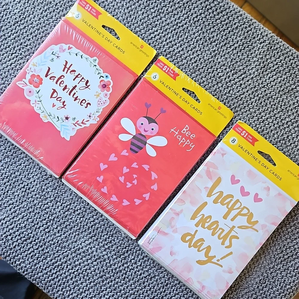 VALENTINE'S DAY CARDS